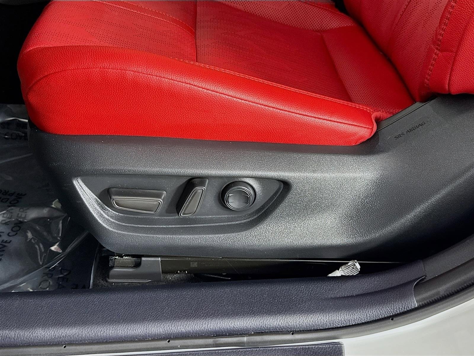 Used 2025 Toyota Camry XSE w/ Premium Plus Package image 21