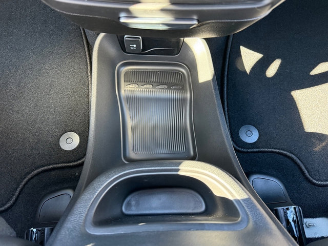 New 2026 Chrysler Pacifica Select image 30