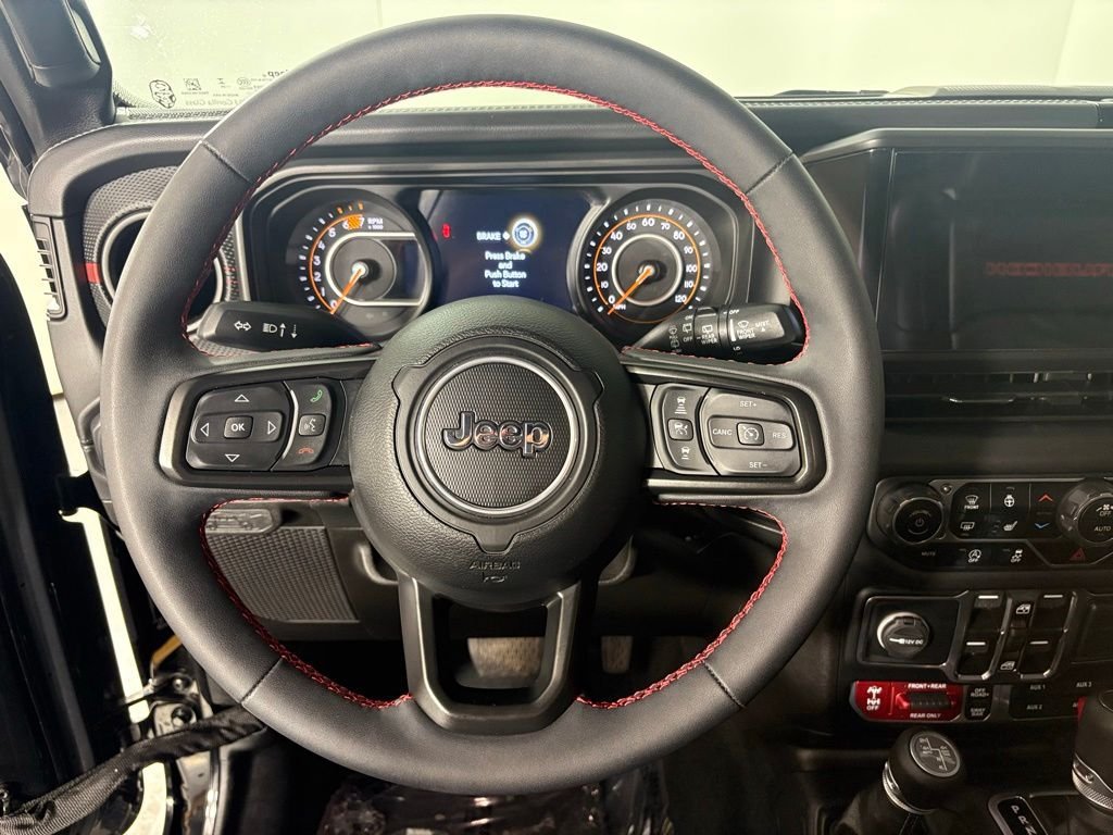 Used 2024 Jeep Wrangler Unlimited Rubicon AWD/4WD image 23