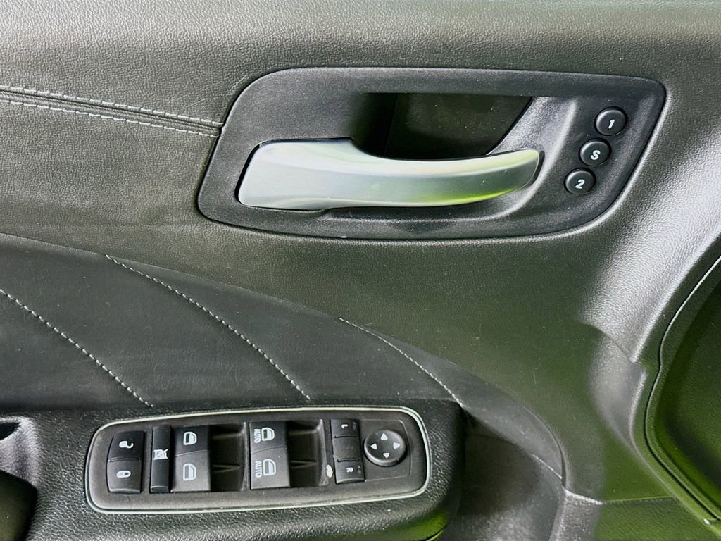 Used 2023 Dodge Charger SXT w/ Plus Group image 21