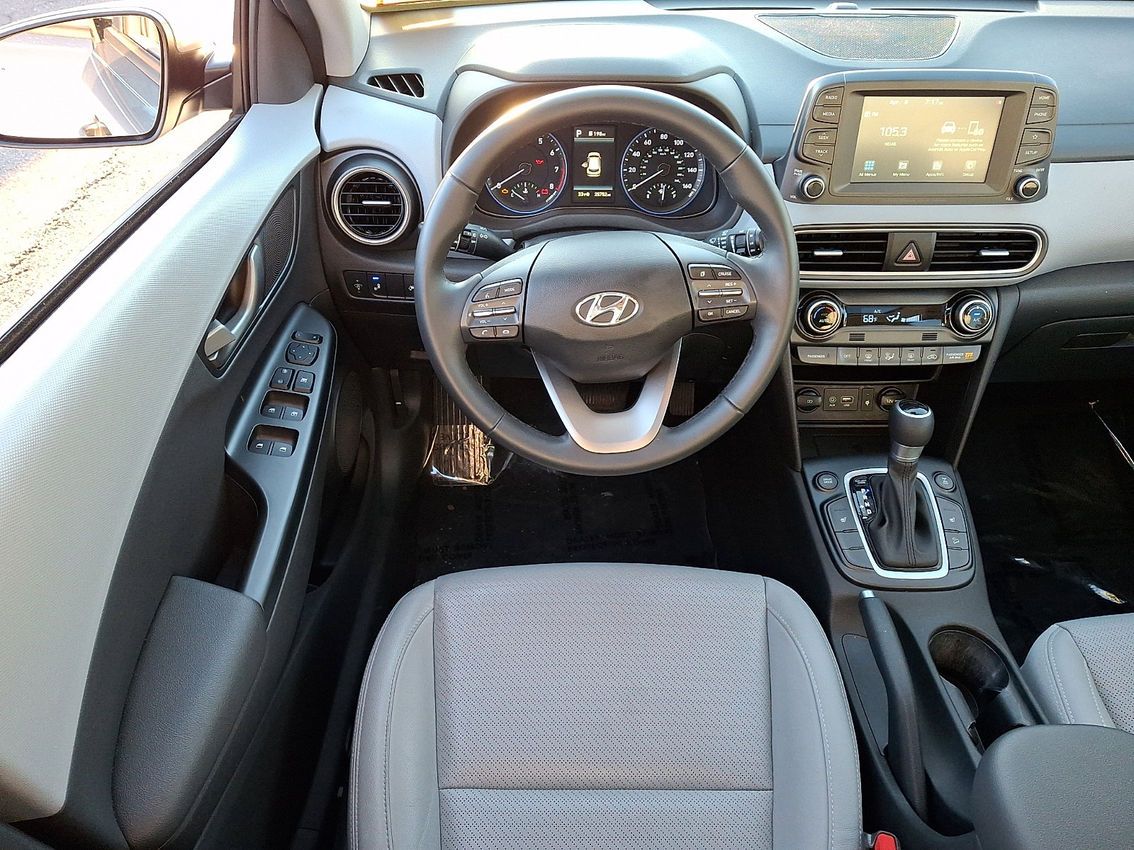 Certified 2021 Hyundai Kona Limited w/ Cargo Package AWD/4WD image 11