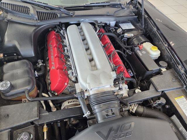 Used 2004 Dodge Viper SRT-10 image 25
