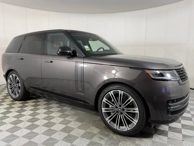 New 2025 Land Rover Range Rover SE image 5