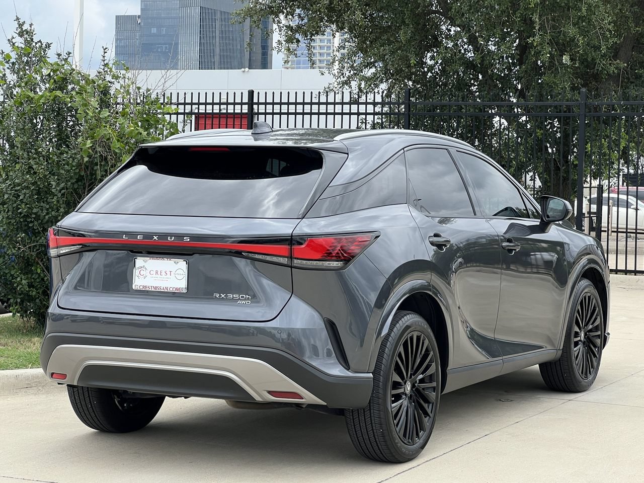 Used 2024 Lexus RX 350 w/ Technology Package AWD/4WD image 4