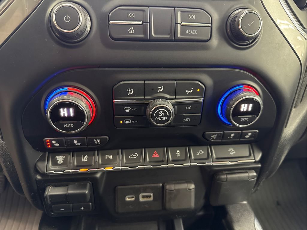 Used 2020 Chevrolet Silverado 2500 LTZ w/ LTZ Plus Package image 33