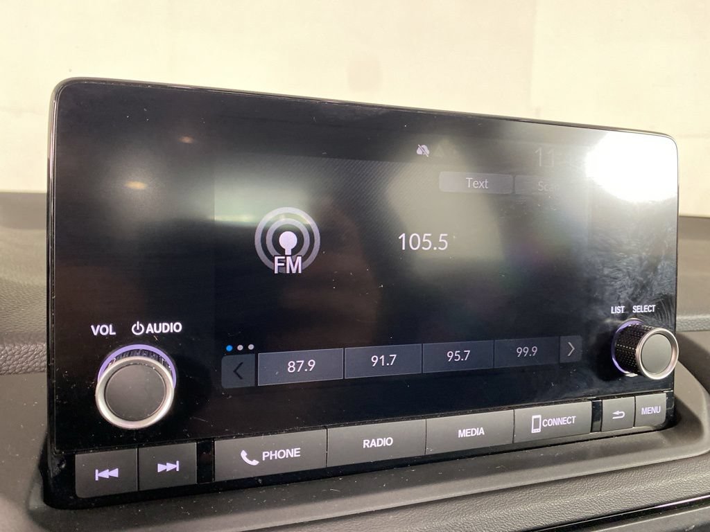 Used 2025 Honda Accord SE image 4