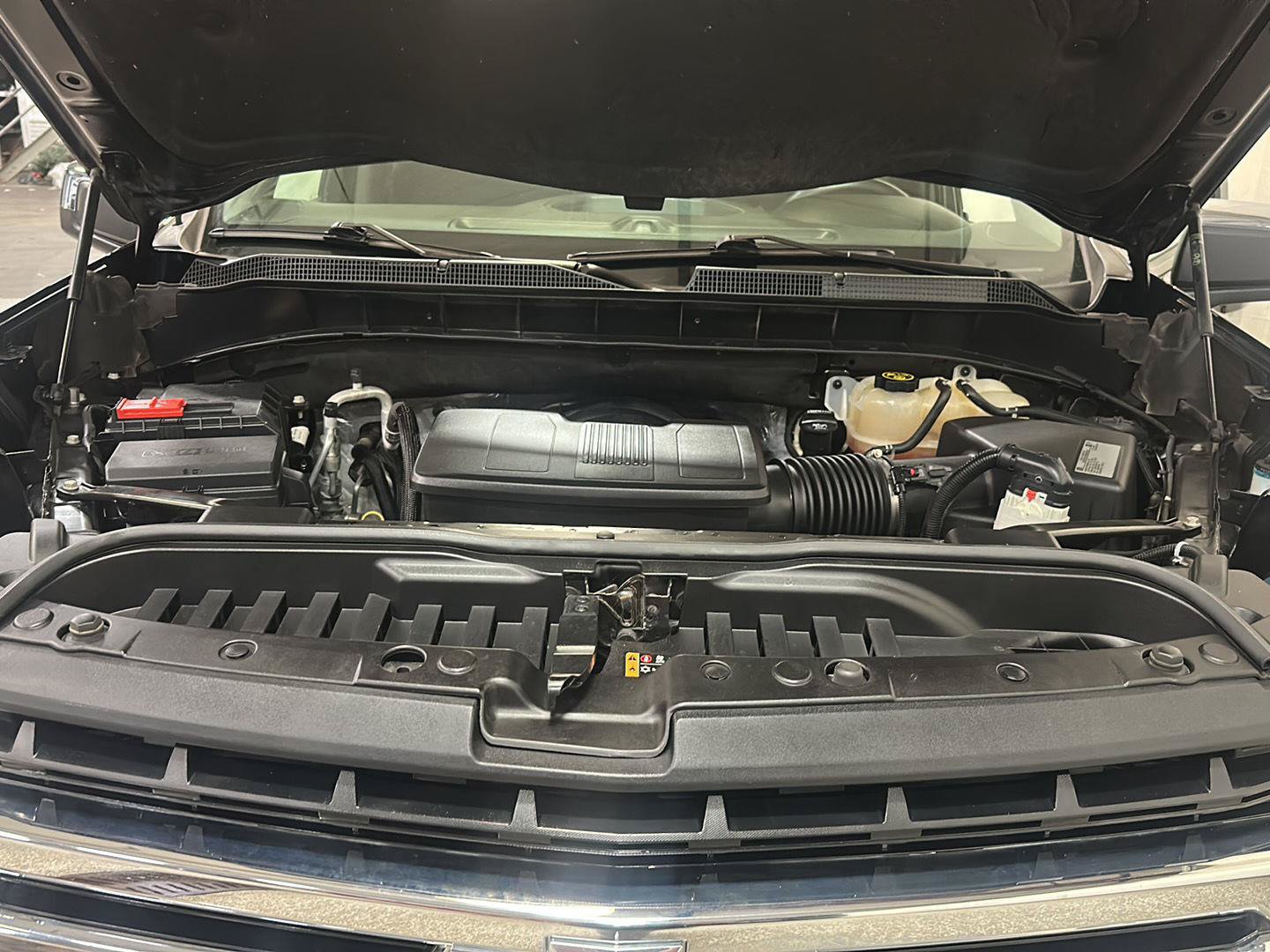 Used 2020 Chevrolet Silverado 1500 LT w/ All-Star Edition AWD/4WD image 14