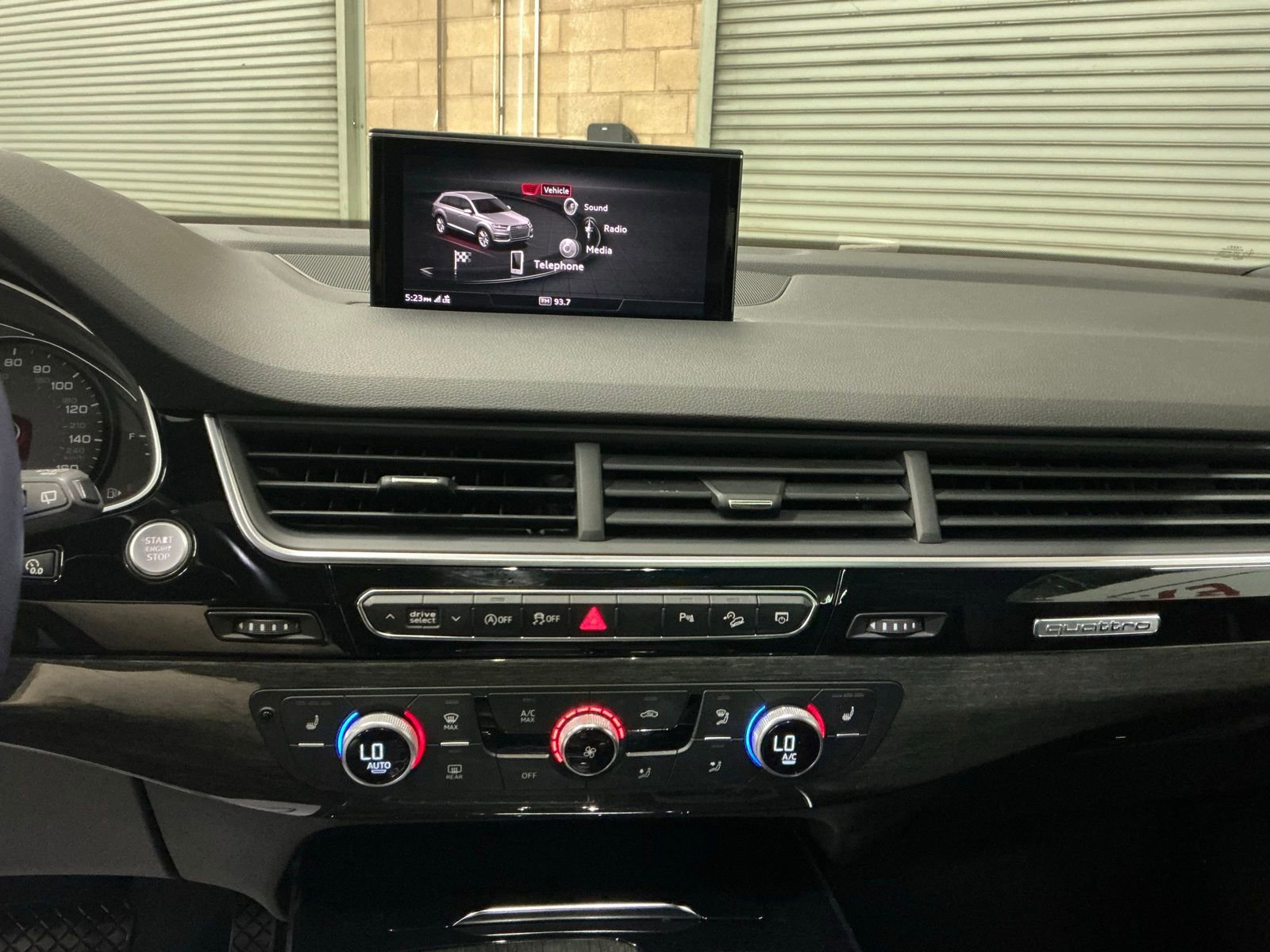 Used 2018 Audi Q7 3.0T Premium image 28