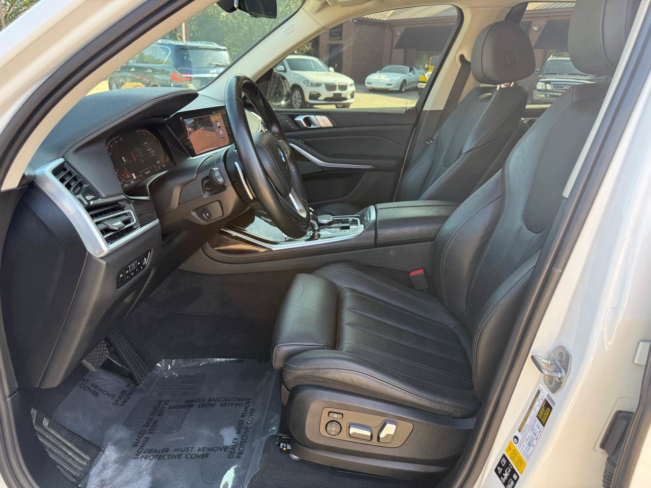 Used 2020 BMW X7 xDrive40i w/ Premium Package AWD/4WD image 13
