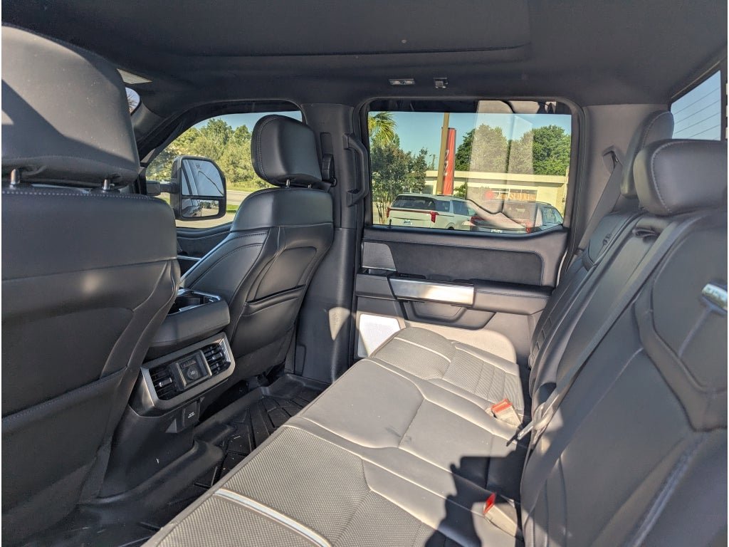Used 2025 Ford F250 Platinum w/ FX4 Off-Road Package AWD/4WD image 9