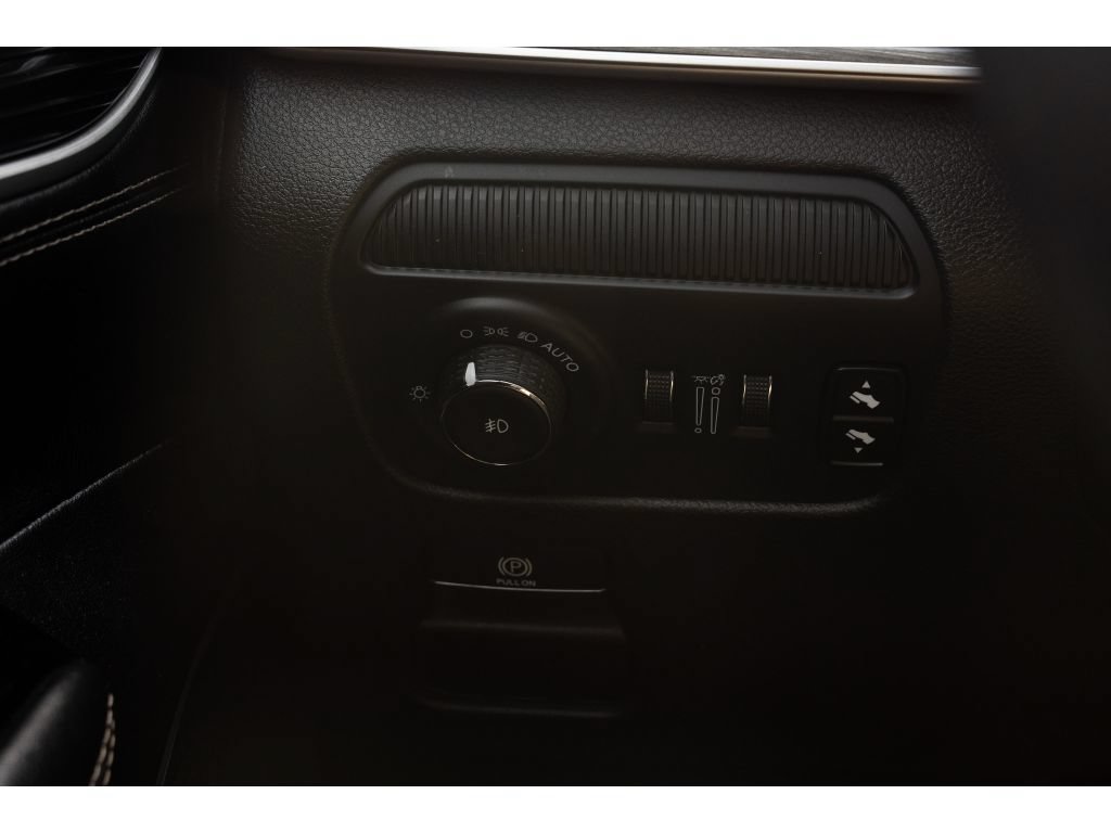 Used 2024 Jeep Wagoneer Series II AWD/4WD image 27