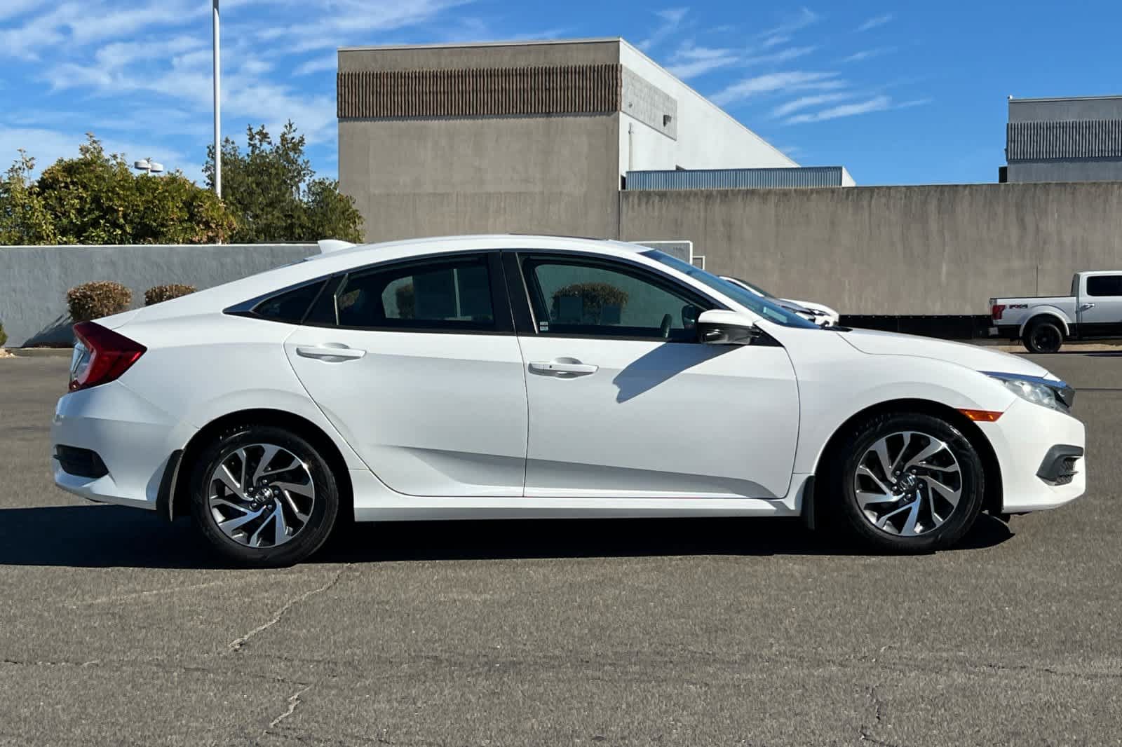 Used 2018 Honda Civic EX image 6