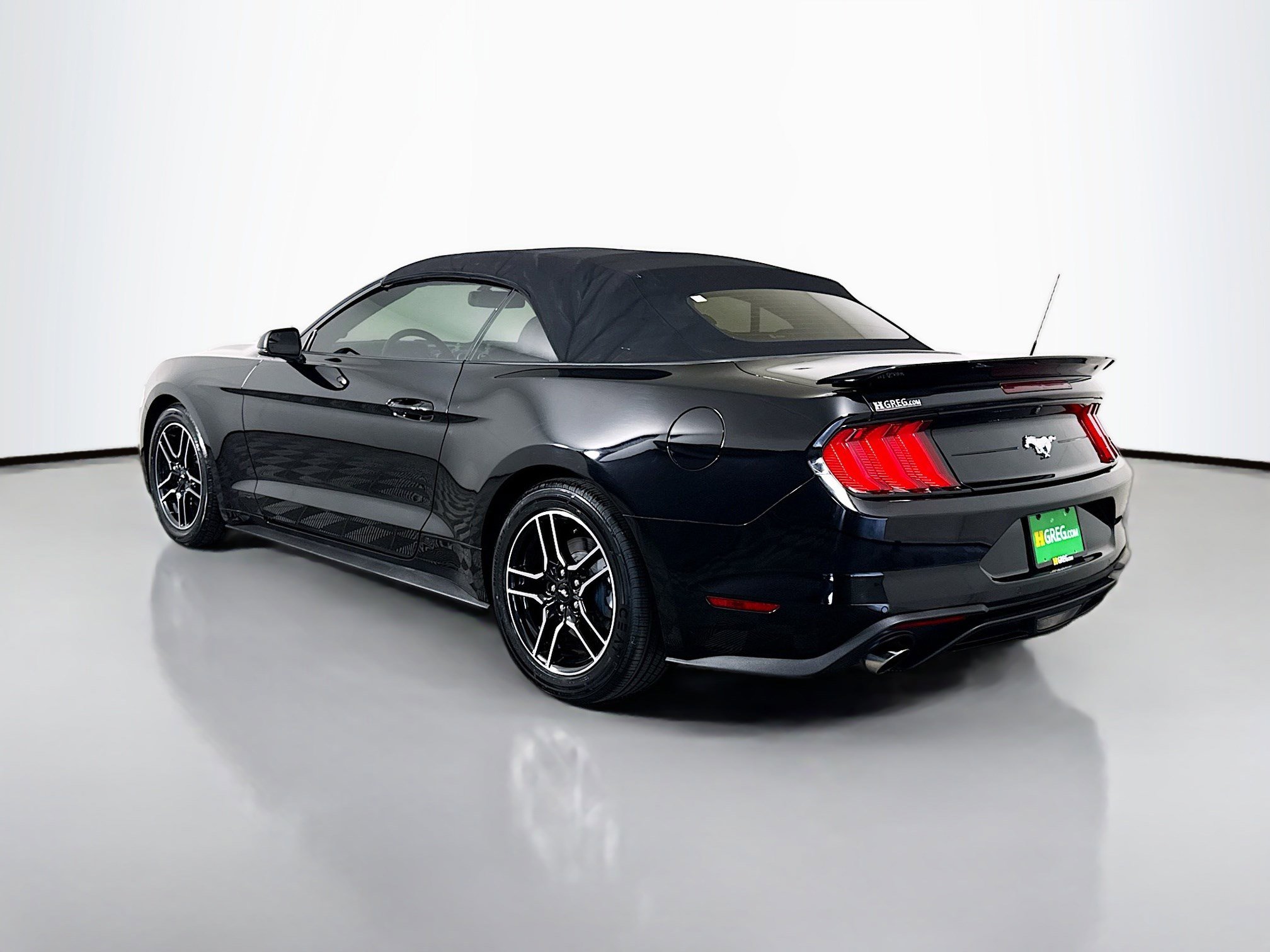 Used 2018 Ford Mustang Premium w/ Equipment Group 201A image 7