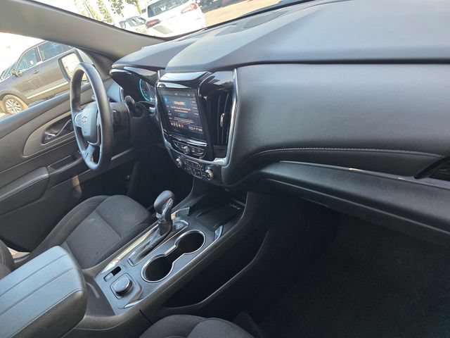 Used 2023 Chevrolet Traverse LT FWD image 23