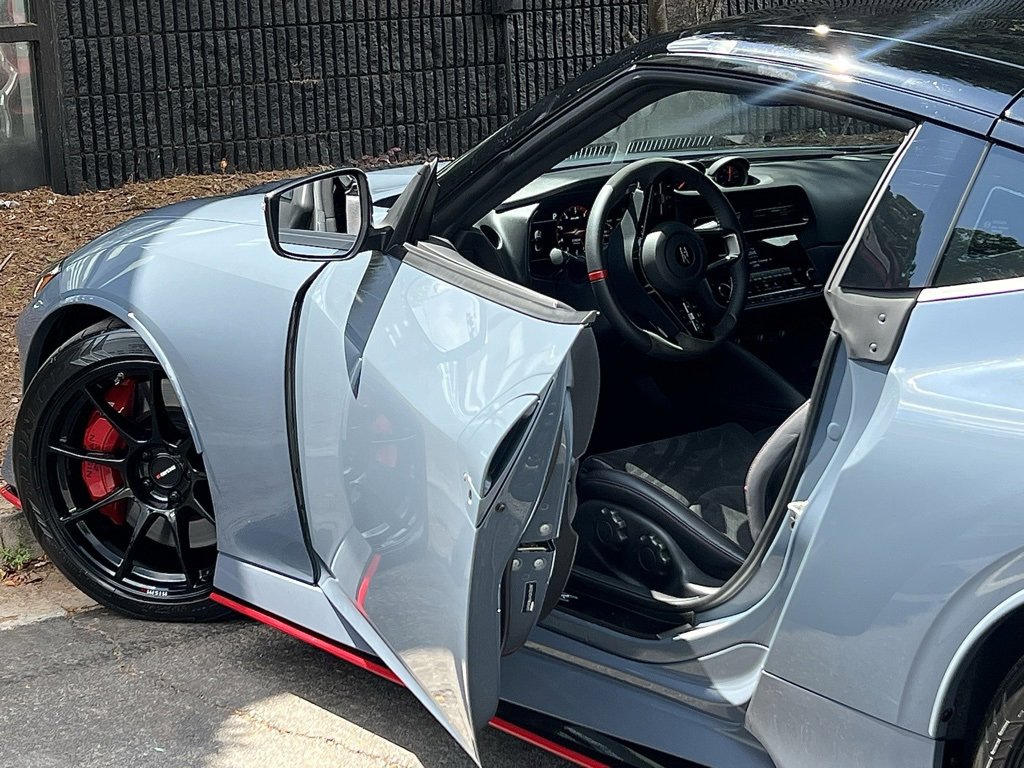 Used 2024 Nissan Z NISMO w/ Floor Mat Package image 20