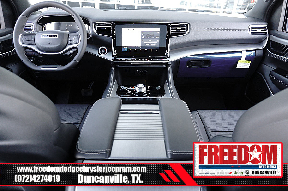 New 2025 Jeep Wagoneer L Series II w/ Premium Group I image 11