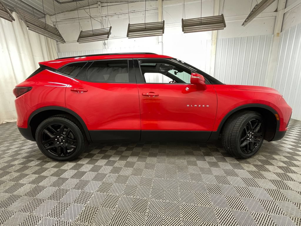 Certified 2019 Chevrolet Blazer LT w/ Sun and Wheels Package FWD image 22