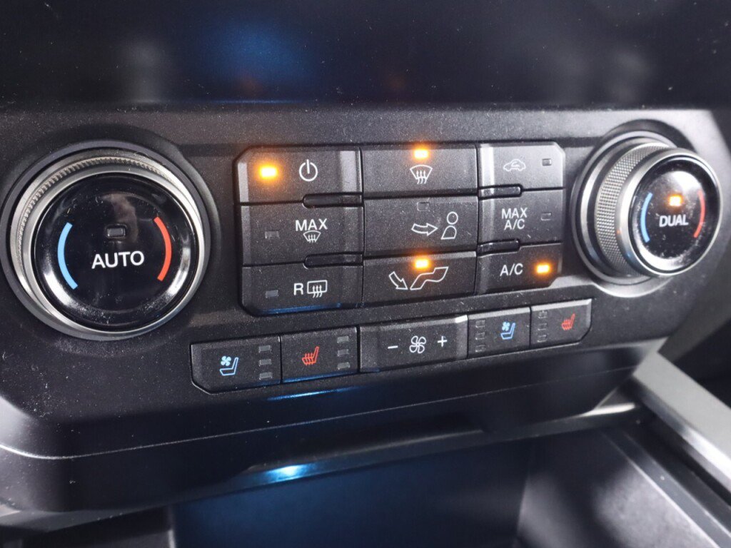 Used 2019 Ford F150 Raptor w/ Equipment Group 802A Luxury AWD/4WD image 28