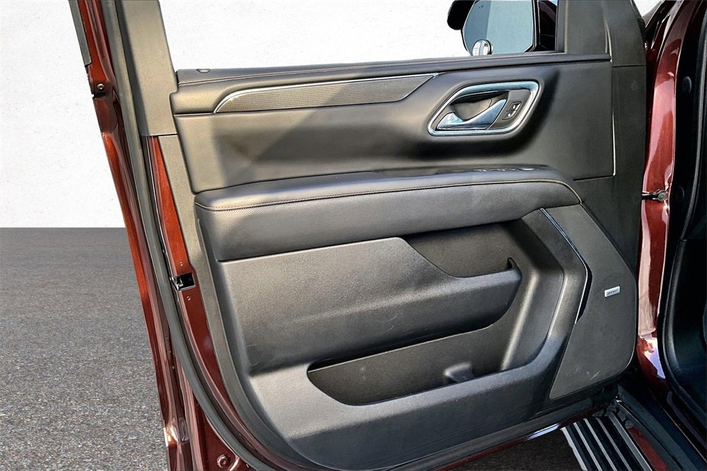 Used 2023 GMC Yukon XL AT4 w/ AT4 Premium Plus Package image 19