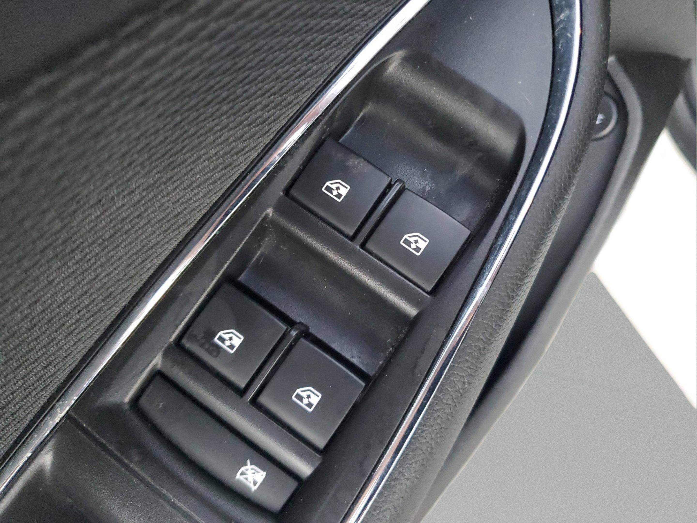 Used 2019 Chevrolet Cruze LS w/ LS Convenience Package image 12