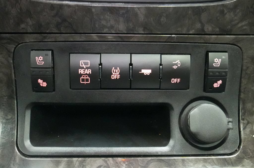 Used 2012 GMC Acadia Denali AWD/4WD image 42