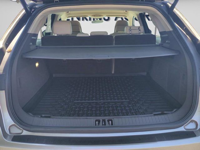 Used 2019 Lincoln Nautilus Select image 12