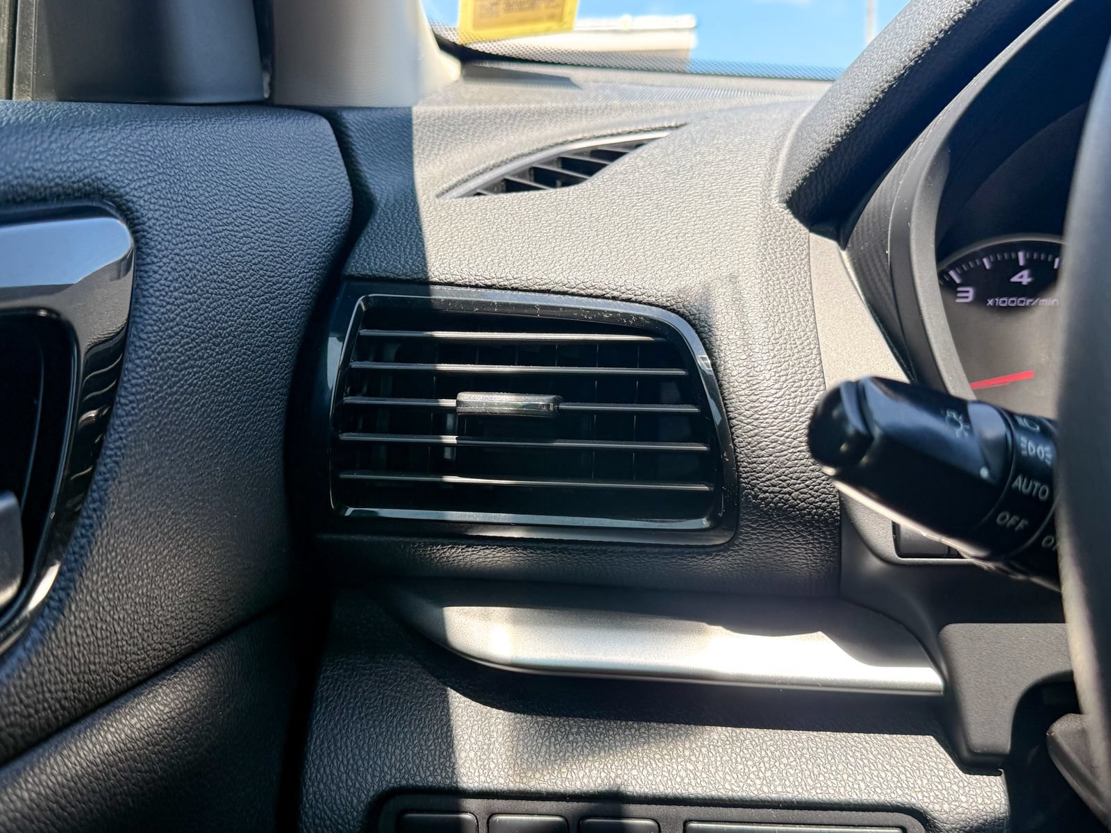 Used 2022 Mitsubishi Eclipse Cross LE AWD/4WD image 39