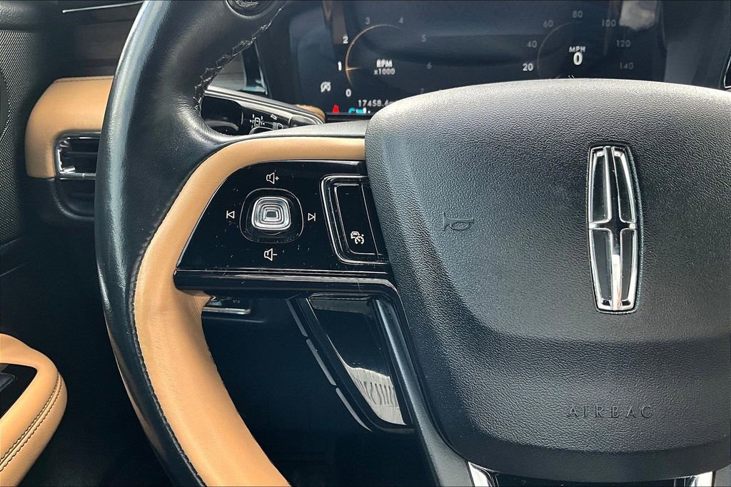 Used 2022 Lincoln Corsair Reserve w/ Equipment Group 201A image 18