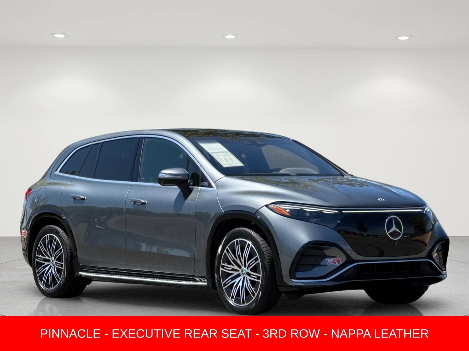 Used 2023 Mercedes-Benz EQS 580 4MATIC SUV image 8