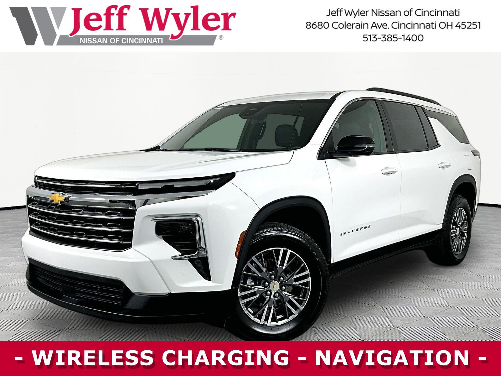 Used 2026 Chevrolet Traverse LT AWD/4WD image 1