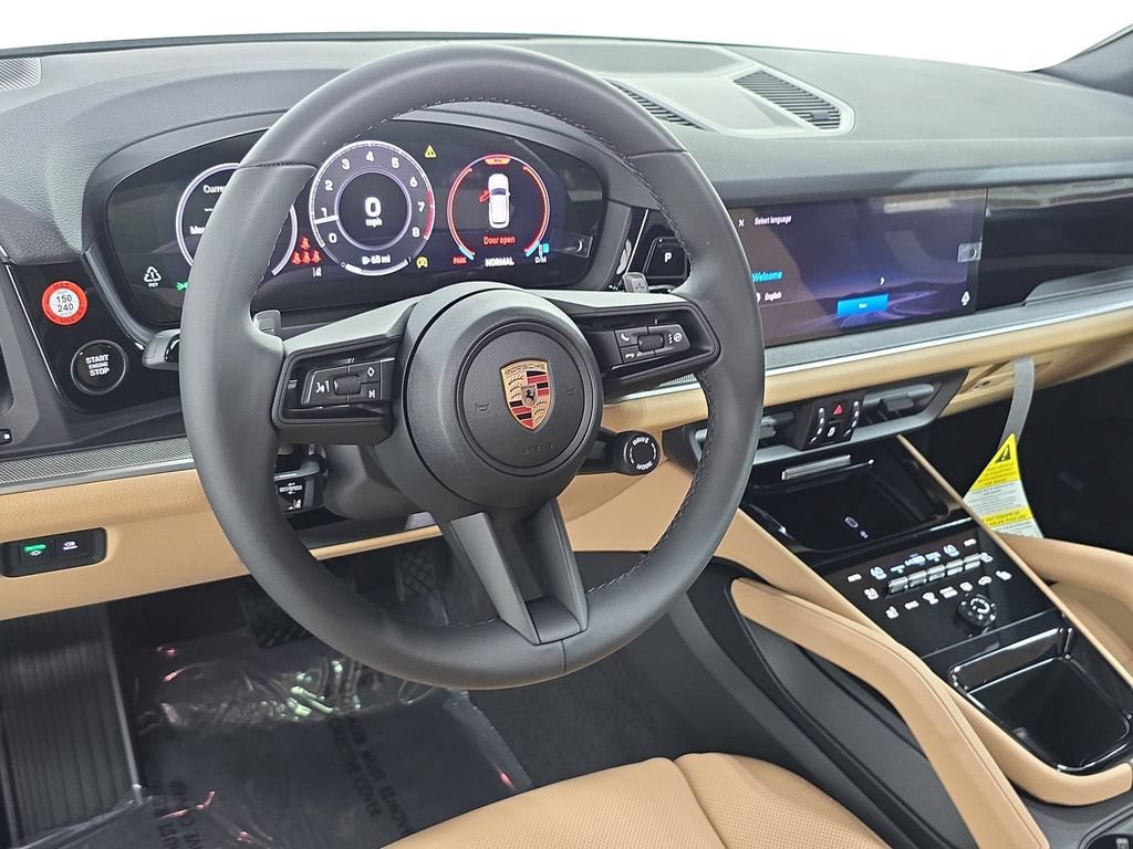 Certified 2026 Porsche Cayenne AWD/4WD image 4