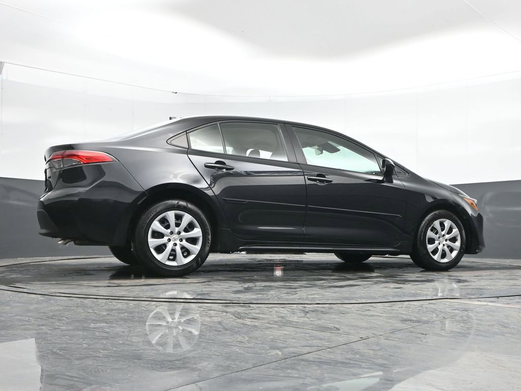 Used 2024 Toyota Corolla LE image 44