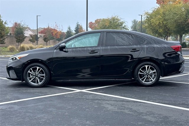 Certified 2023 Kia Forte LXS w/ LXS Technology Package image 9