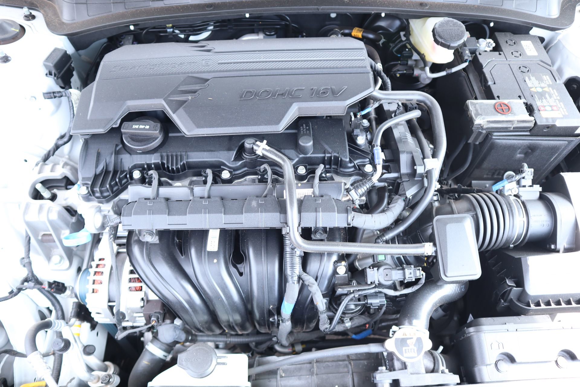 New 2025 Hyundai Elantra Sport w/ Cargo Package image 13