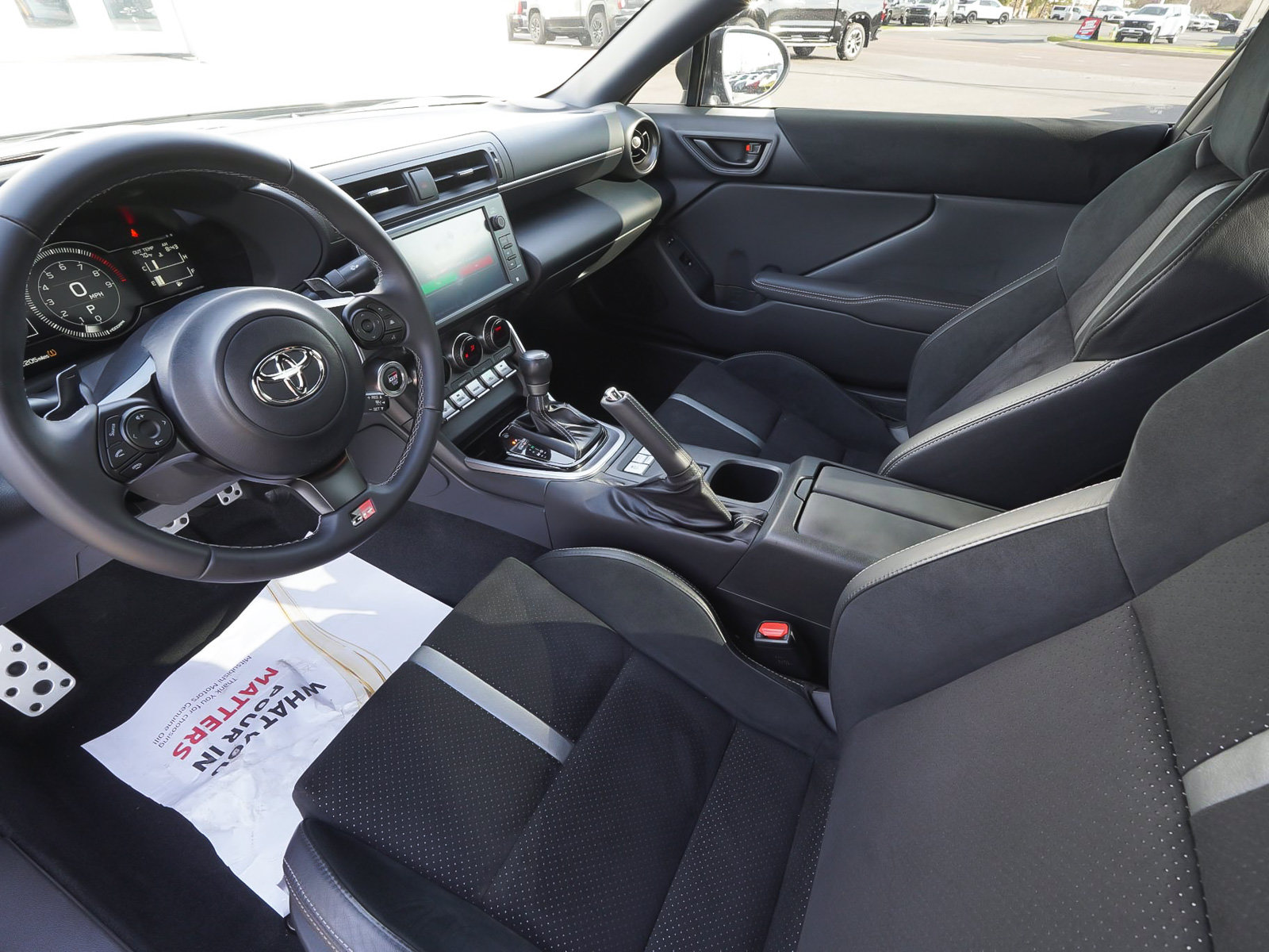 Used 2025 Toyota GR86 Premium image 13