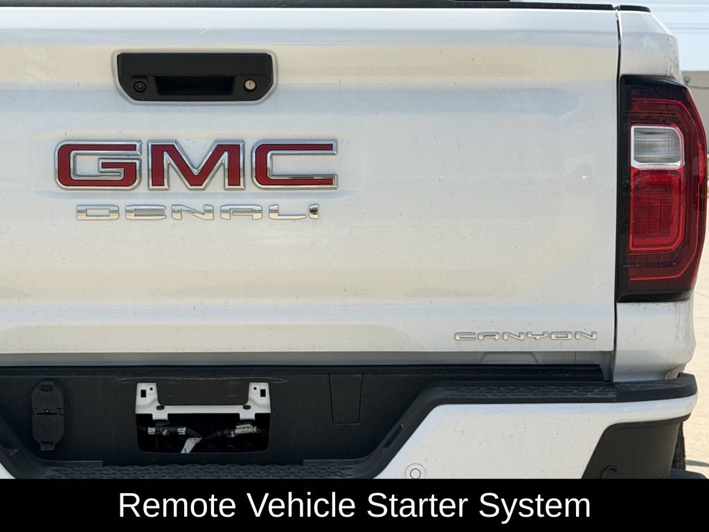Used 2026 GMC Canyon Denali AWD/4WD image 9
