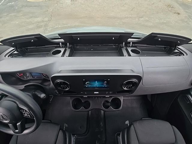 Used 2023 Mercedes-Benz Sprinter 2500 image 20