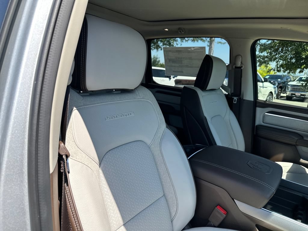 New 2026 RAM 1500 Laramie AWD/4WD image 37