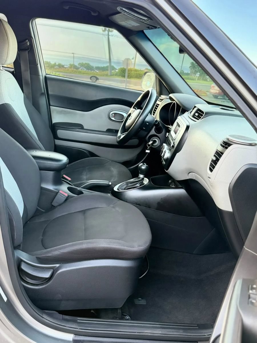 Used 2016 Kia Soul FWD image 14