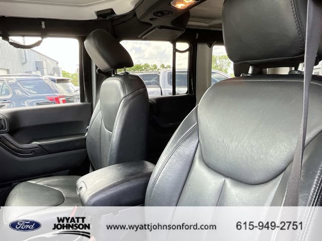 Used 2017 Jeep Wrangler Unlimited Sahara image 26
