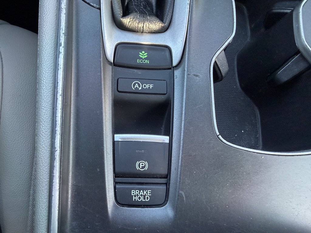 Used 2021 Honda Accord EX-L image 32