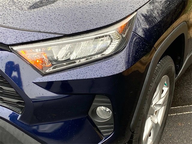 Used 2021 Toyota RAV4 XLE image 5