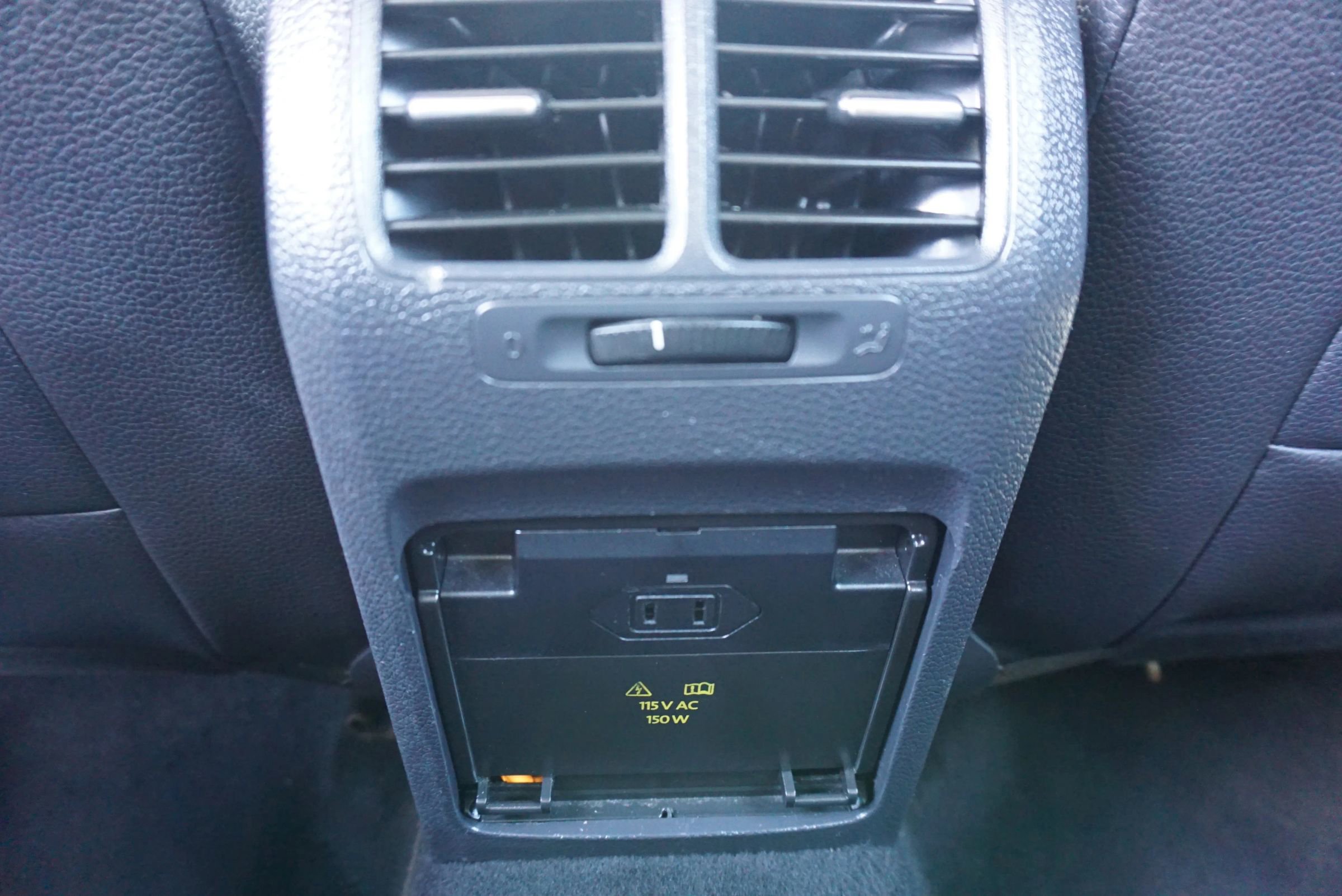 Used 2012 Volkswagen Jetta TDI image 18