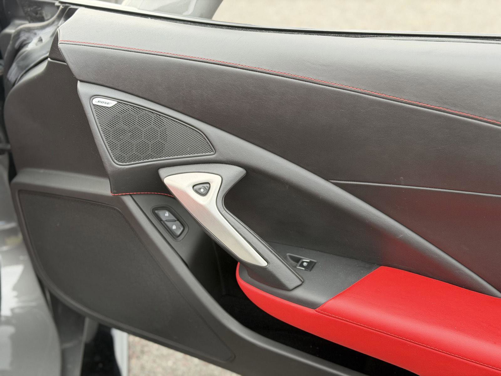 Used 2015 Chevrolet Corvette Z06 w/ 3LZ Preferred Equipment Group image 32