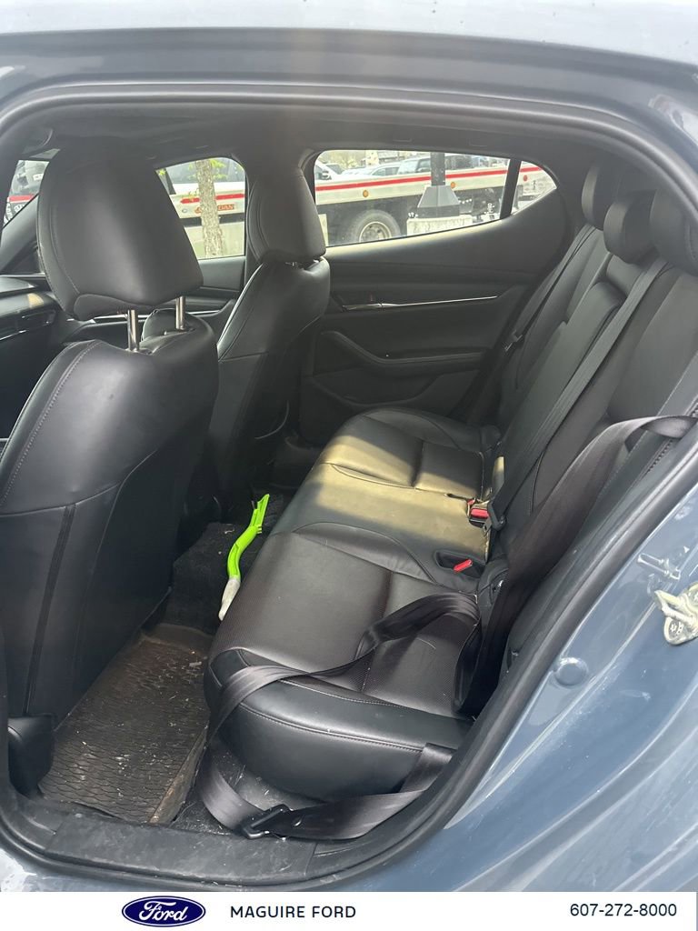 Used 2021 MAZDA MAZDA3 s image 11