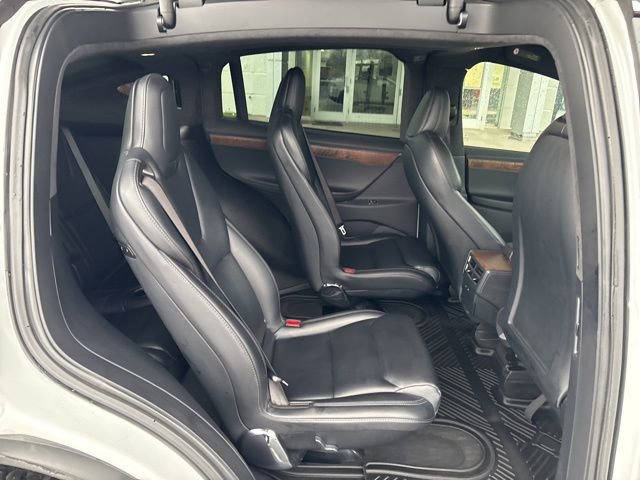 Used 2020 Tesla Model X Long Range image 29