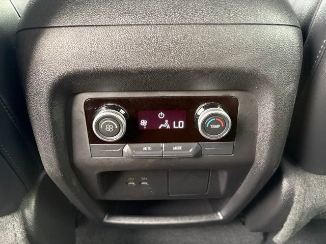 Used 2025 Buick Enclave Preferred AWD/4WD image 14