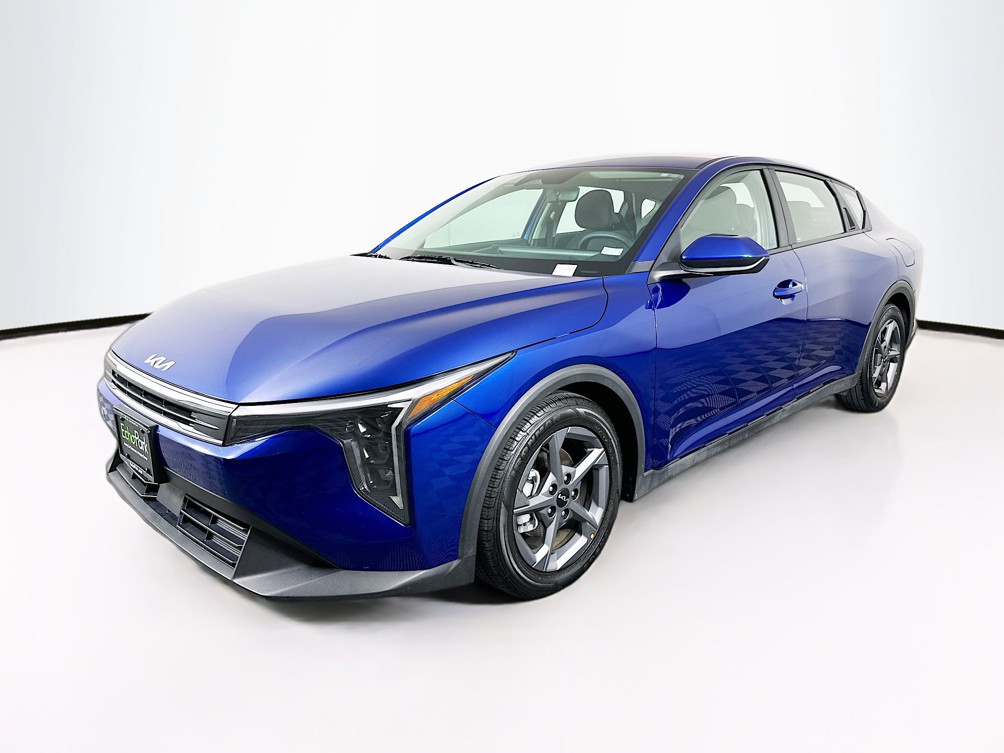 Used 2025 Kia K4 FWD image 3