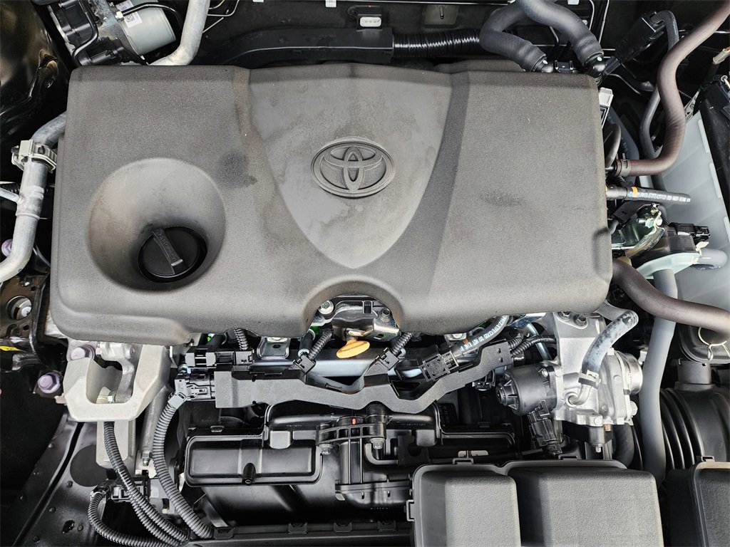 Used 2023 Toyota RAV4 XLE Premium image 25