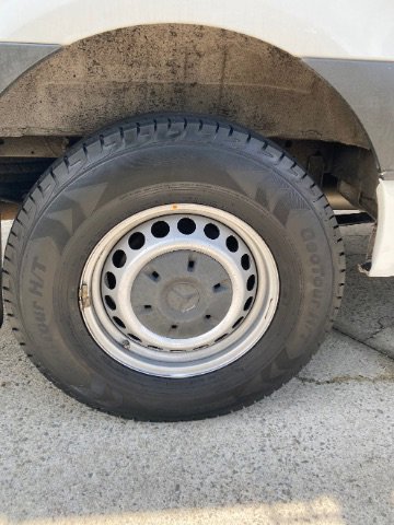 Used 2019 Mercedes-Benz Sprinter 2500 image 28